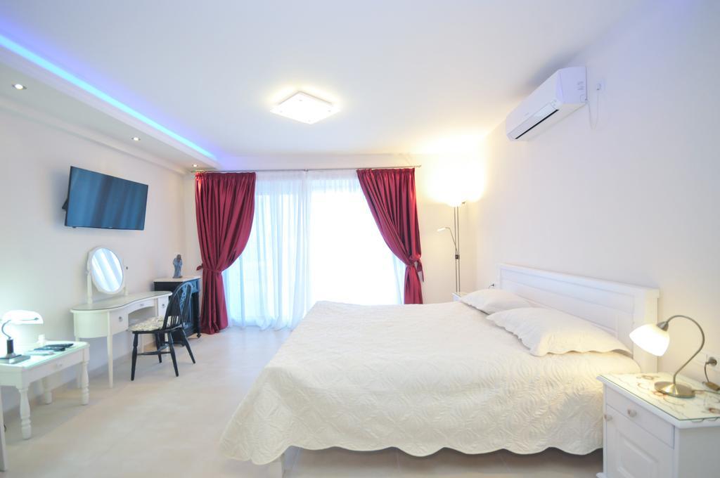 St.George Apartments Petrovac Quarto foto