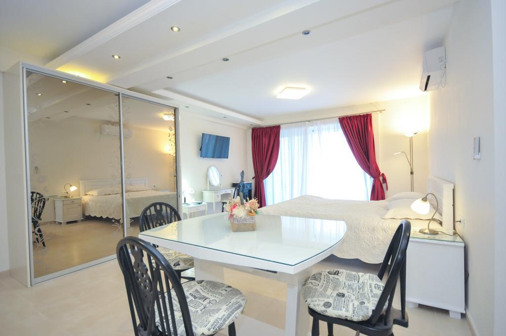 St.George Apartments Petrovac Quarto foto