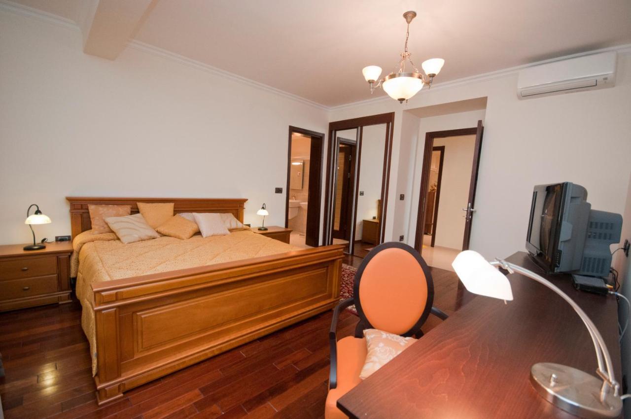 St.George Apartments Petrovac Exterior foto